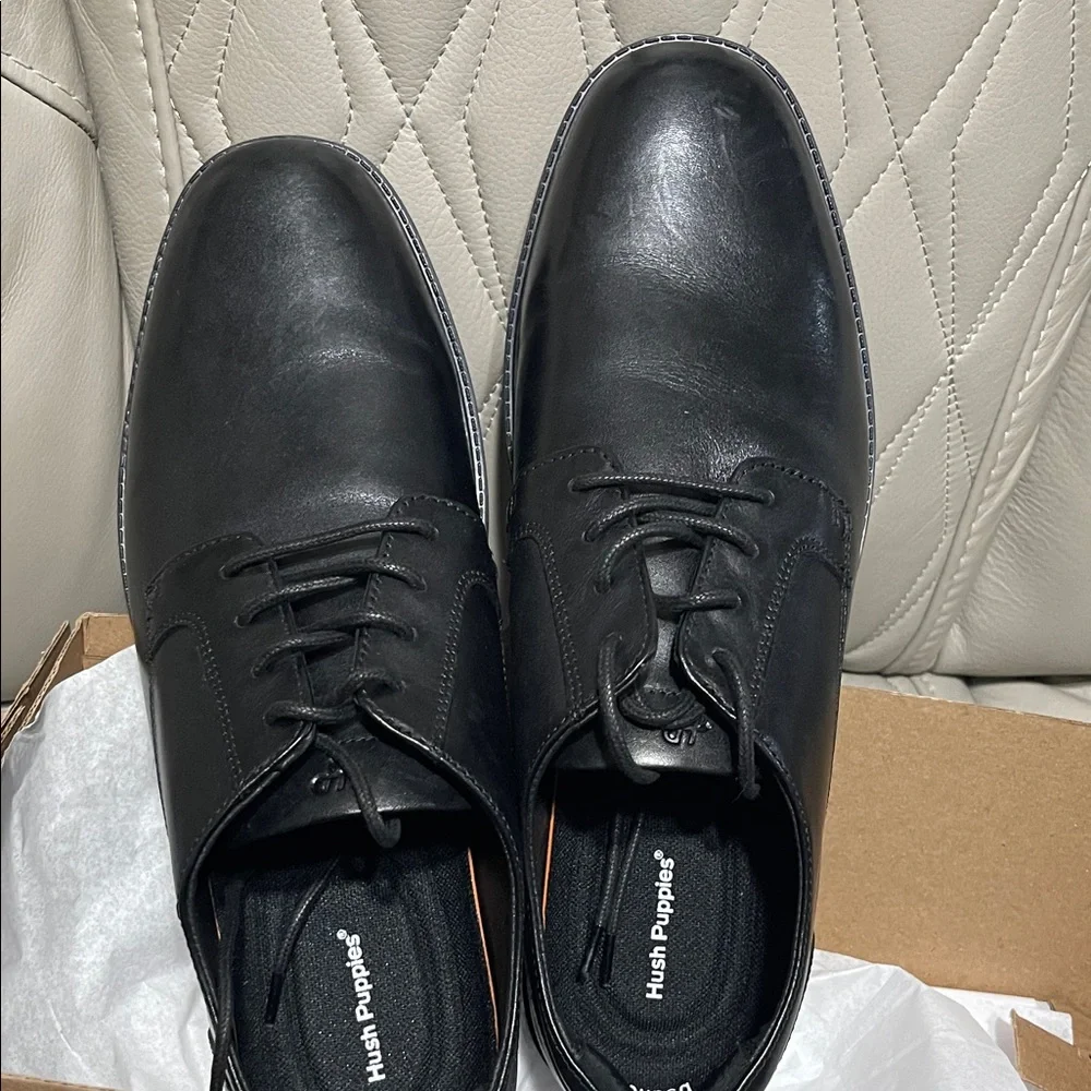 Hush Puppies Men's Black Leather Lace-Up Derby